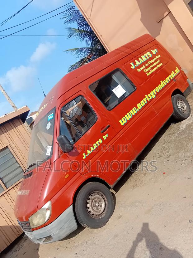 Mercedes-Benz Sprinter 2012 White