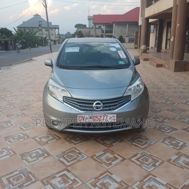 Nissan Versa 2013 Silver