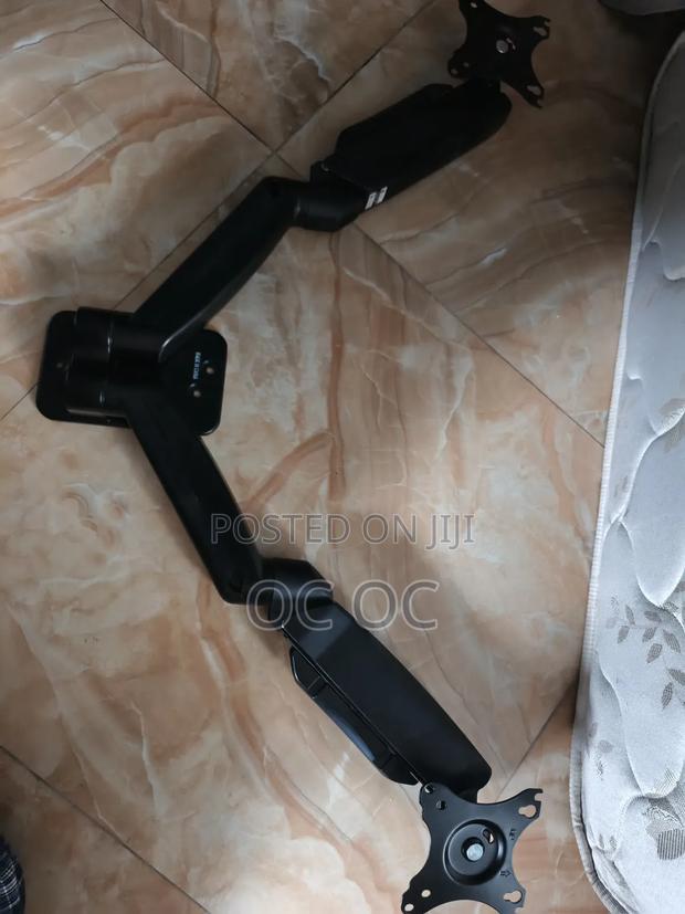 Wali Dual Monitor Wall Mount photo 5