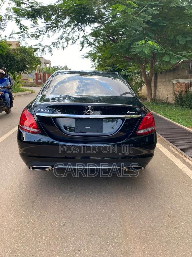 Mercedes-Benz C300 2015 Black