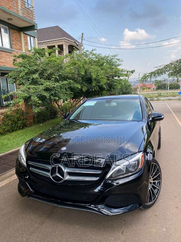Mercedes-Benz C300 2015 Black