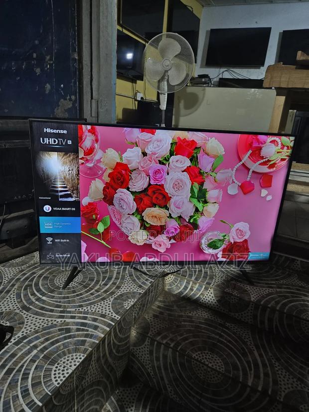 43 Inches Smart Digital Satellite Hisense Tv photo 4