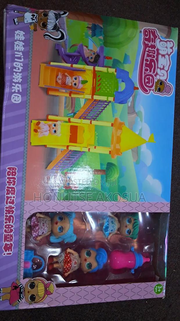 Dolls With Their House · Photo 2