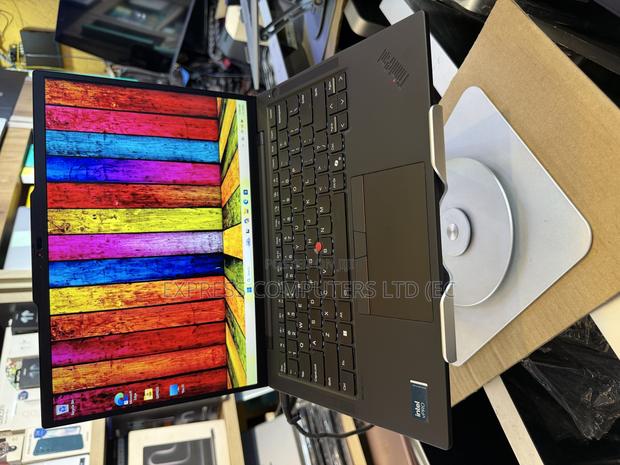 Lenovo ThinkPad T14s G4 16GB Intel Core Ultra 5 SSHD (Hybrid) 512GB
