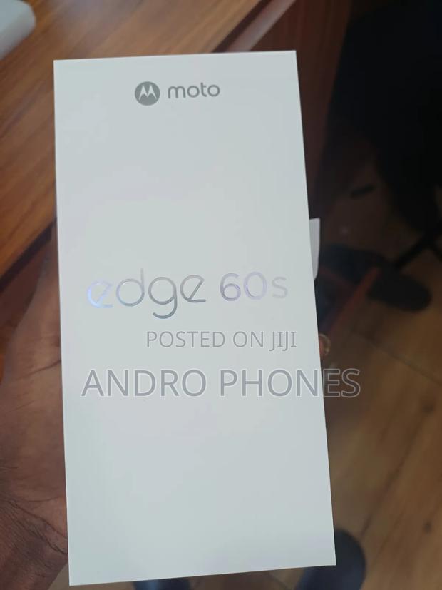 New Motorola Edge 60 Fusion 256 GB Black · Photo 3