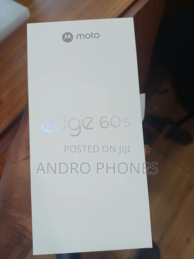 New Motorola Edge 60 Fusion 512 GB Gray photo 2