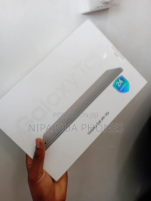 New Samsung Galaxy Tab A9+ 128 GB Silver photo 2