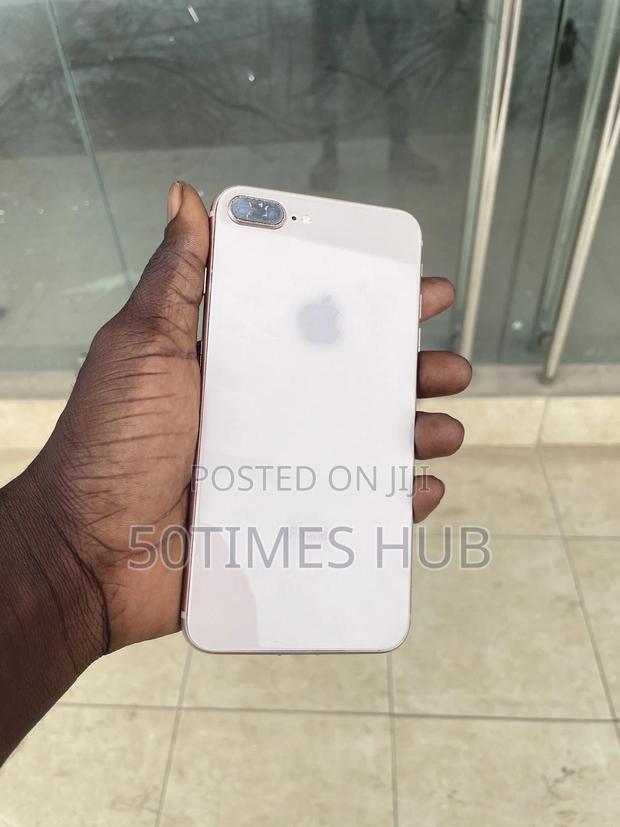 Apple iPhone 8 Plus 64 GB Gold photo 2