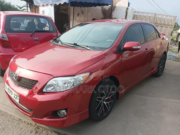 Toyota Corolla 2010 Red