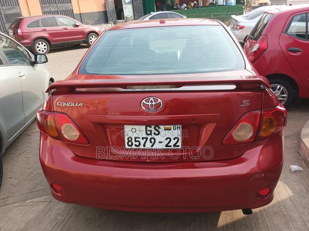 Toyota Corolla 2010 Red