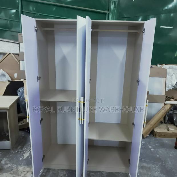 Engineering Wood Top Finish Wardrobe