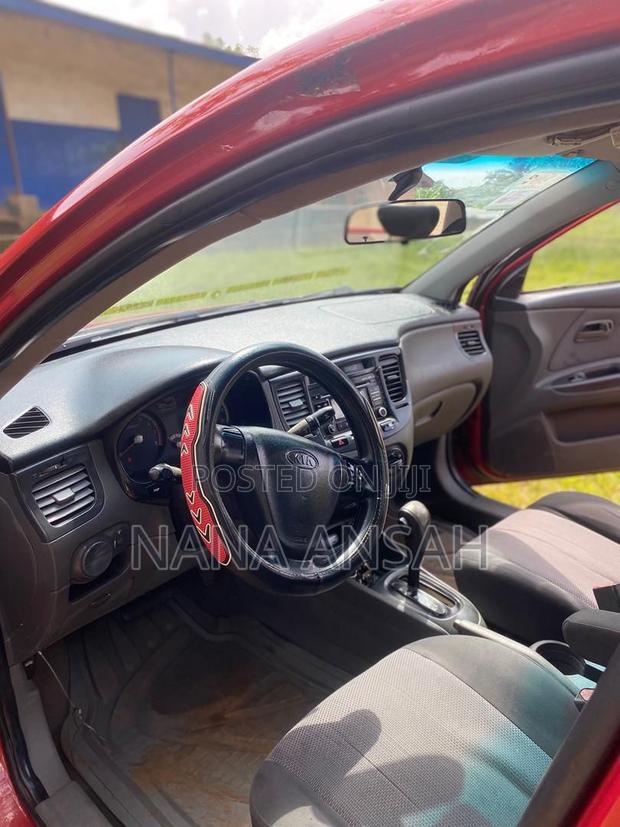 Kia Rio 2010 Red photo 3