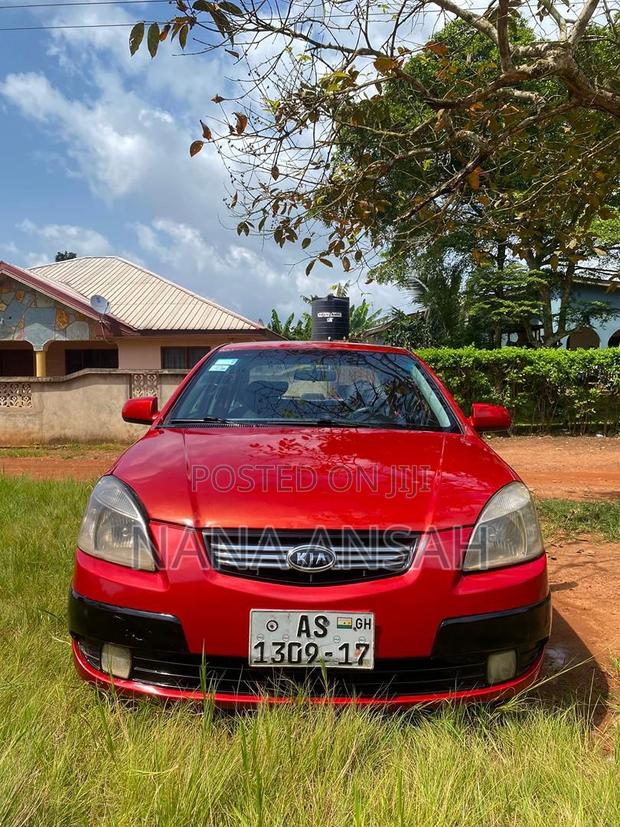 Kia Rio 2010 Red photo 2