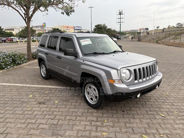 Jeep Patriot Sport FWD 2016 Silver
