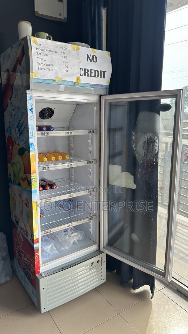Elcon Display Fridge photo 2