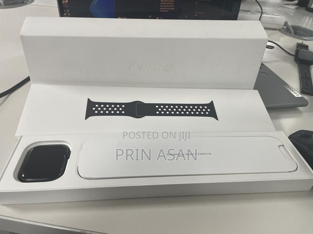 Apple Watch Series 8