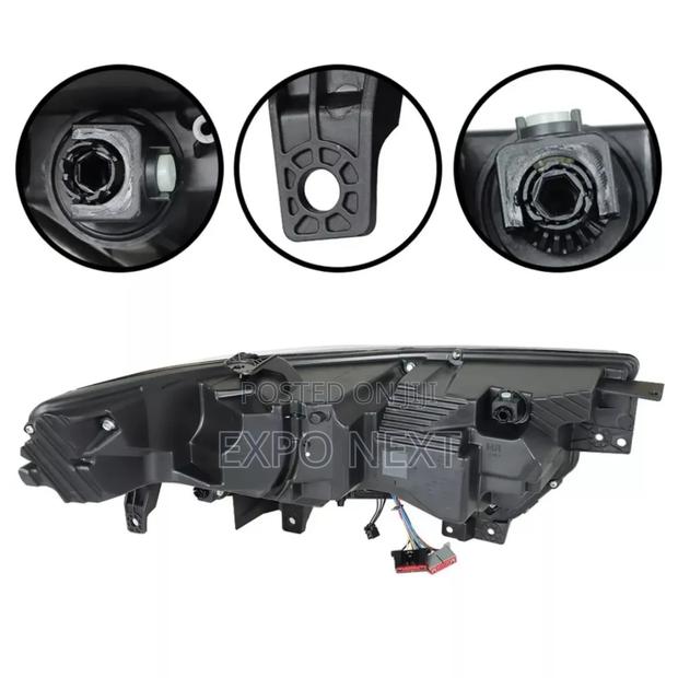 Ford Explorer 2020-2024 Headlight photo 4