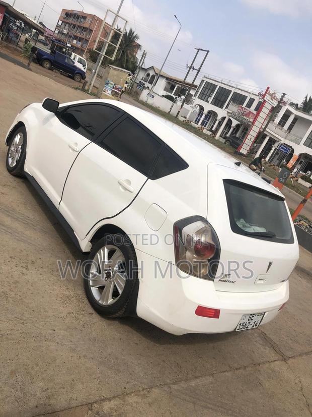 Pontiac Vibe 2010 White