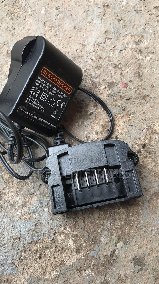 Original Black Decker Lithium Ion Battery Charger 8 to 20v Max photo 2