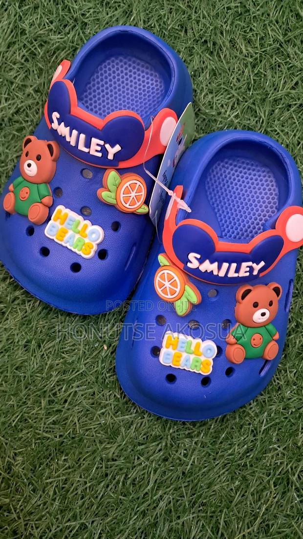 Blue Crocs · Photo 2
