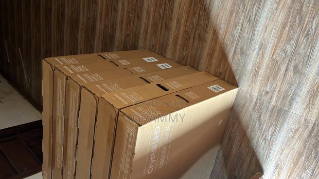 Brand New Original Samsung U8000f 55inches