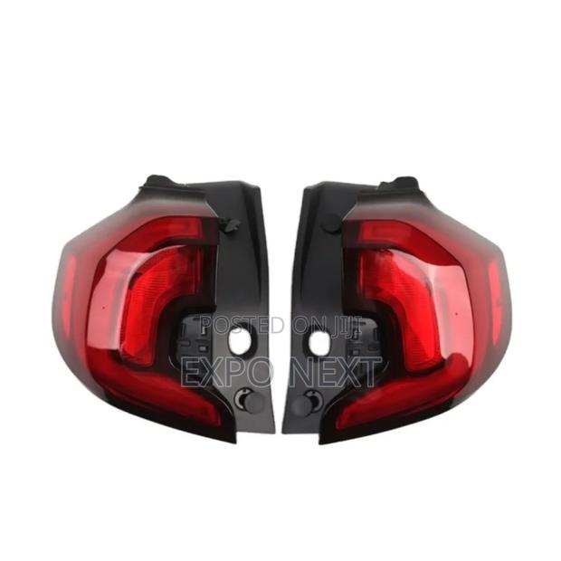2018-2021 Gmc Terrain Sl/Sle/Slt Outer Led Halogen Tail Light Pair photo 8