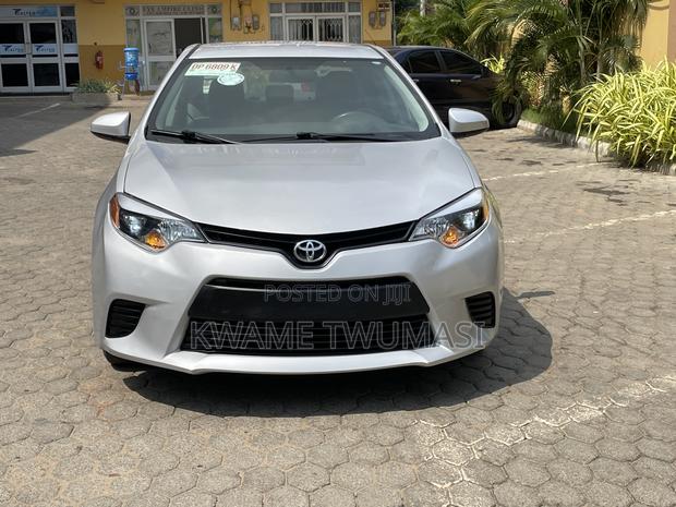 Toyota Corolla 2016 Silver