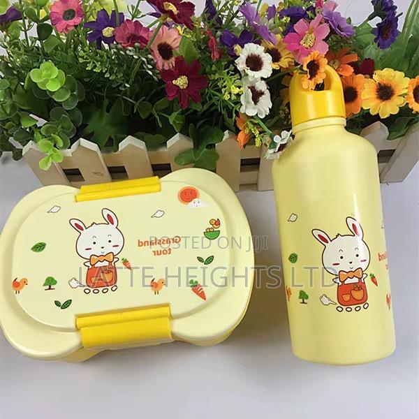 Lunch Box and Bottle photo 3