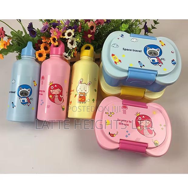 Lunch Box and Bottle photo 4