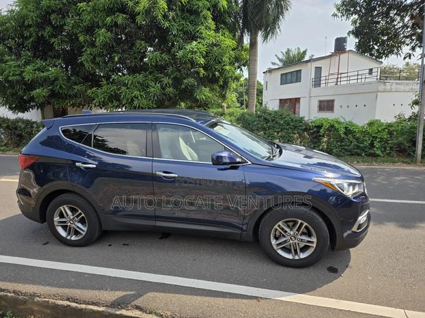 Hyundai Santa Fe SE AWD 2016 Blue