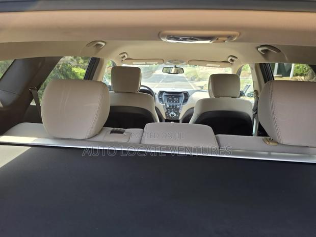 Hyundai Santa Fe SE AWD 2016 Blue