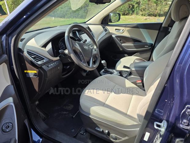 Hyundai Santa Fe SE AWD 2016 Blue