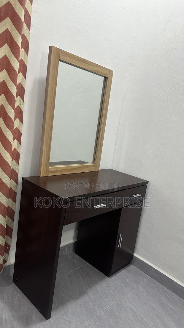Dresser/Office Desk