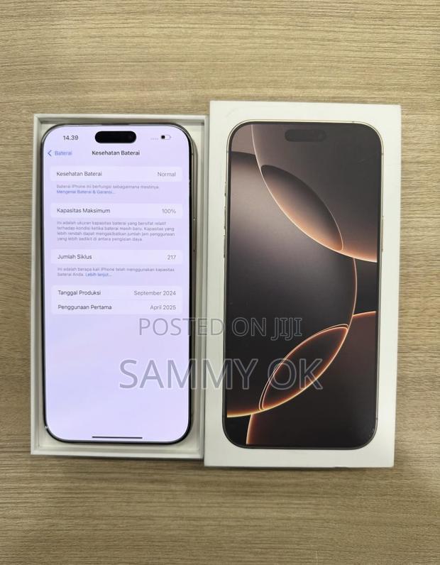Apple iPhone 16 Pro Max 256 GB Gold photo 2