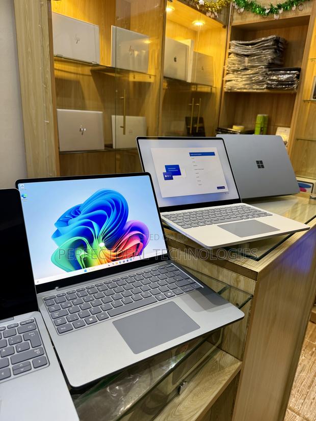 New Microsoft Surface Laptop 16GB Qualcomm Snapdragon X Plus SSD 512GB photo 3