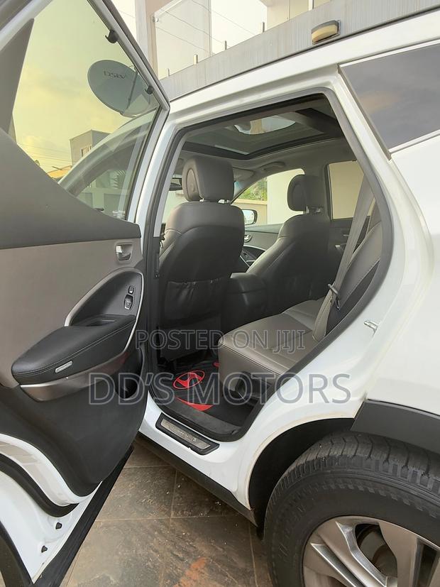 Hyundai Santa Fe 2015 White