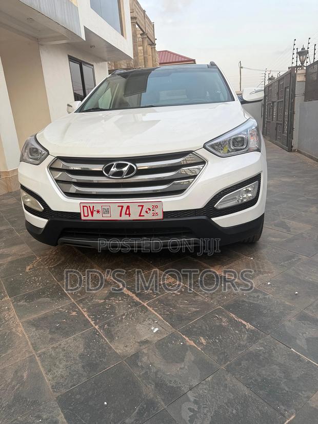 Hyundai Santa Fe 2015 White