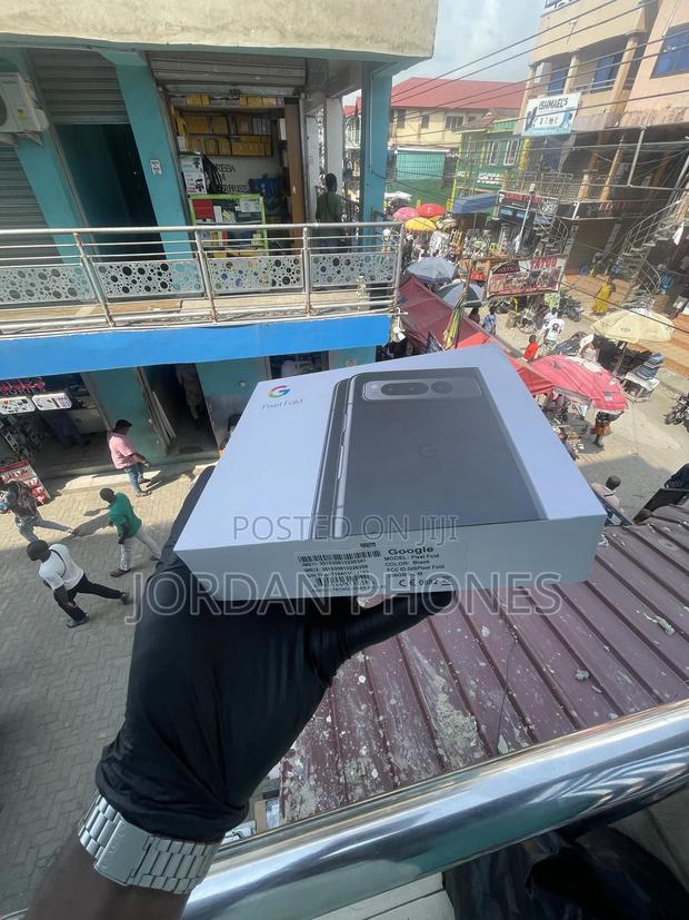 New Google Pixel Fold 256 GB Black photo 2