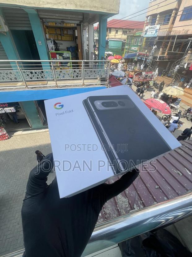 New Google Pixel Fold 256 GB Black photo 3