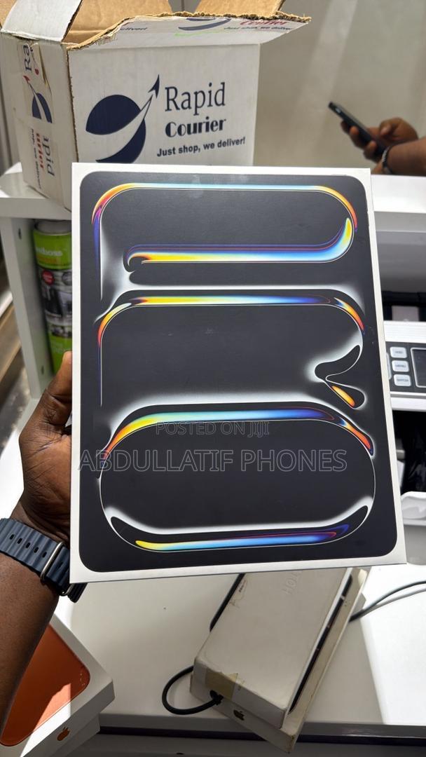 New Apple iPad (2025) 256 GB Black