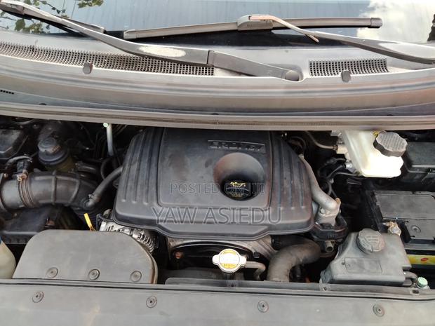 Hyundai H1 2009 Grey photo 8