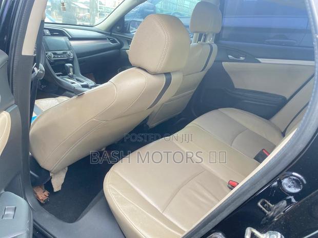 Honda Civic Touring 4dr Sedan (1.5L 4cyl) 2017 Black