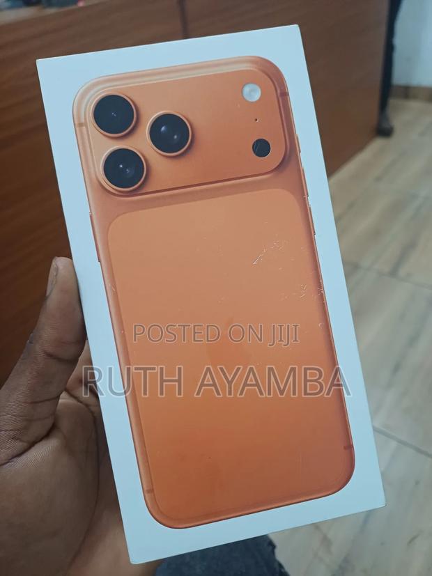 New Apple iPhone XR 128 GB Orange photo 3