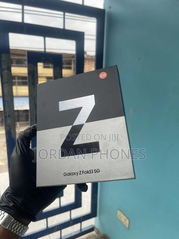 New Samsung Galaxy Z Fold 3 512 GB Black photo 2
