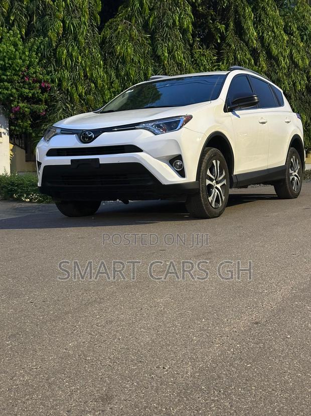 Toyota RAV4 2019 White