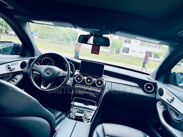 Mercedes-Benz C300 Available for Rentals Book Now! photo 6