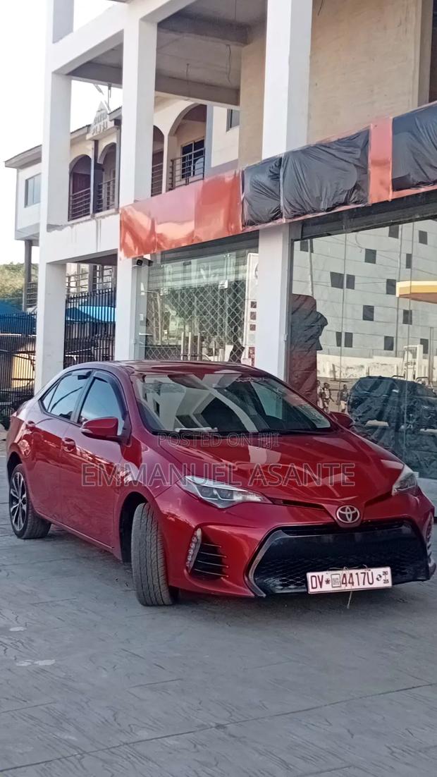 Toyota Corolla SE 4dr Sedan (1.8L 4cyl CVT) 2017 Red
