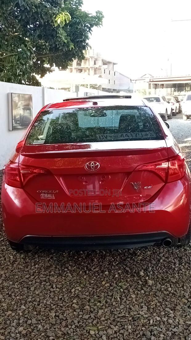 Toyota Corolla SE 4dr Sedan (1.8L 4cyl CVT) 2017 Red