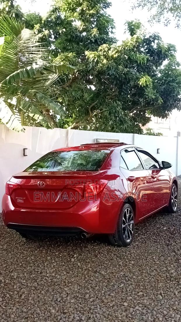 Toyota Corolla SE 4dr Sedan (1.8L 4cyl CVT) 2017 Red