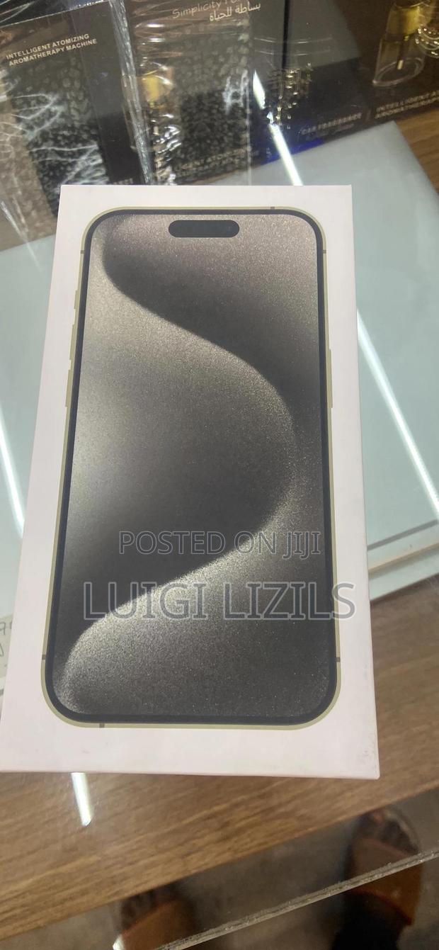 New Apple iPhone 15 Pro Max 256 GB